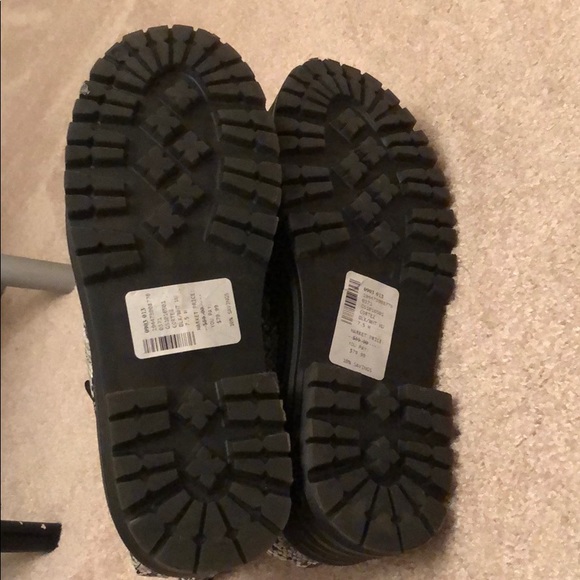 MIA Snakeskin Platform Boots - Picture 5 of 5